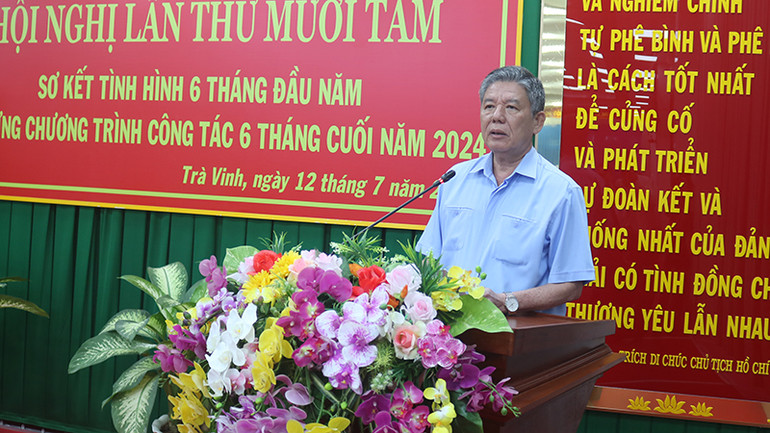 Bí thư Tỉnh ủy Trà Vinh Ngô Chí Cường phát biểu chỉ đạo tại hội nghị.