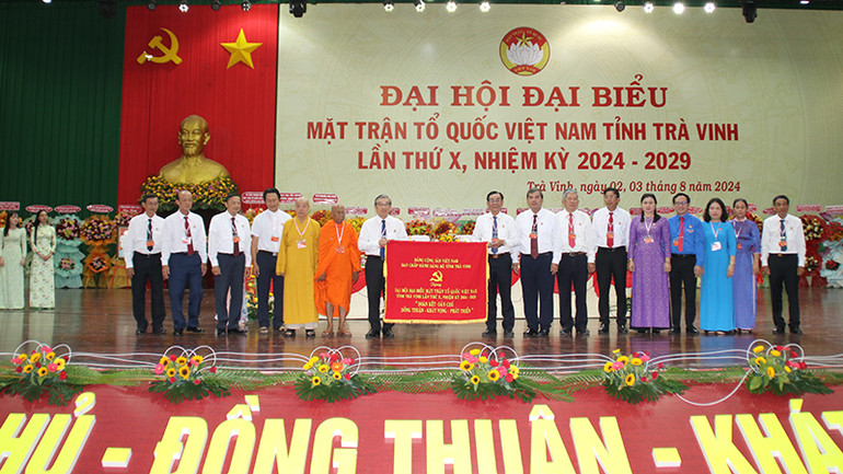 Chủ đề đại hội "Đoàn kết,dân chủ, đồng thuận, khát vọng, phát triển".