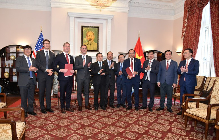 Phó Thủ tướng Hồ Đức Phớc chứng kiến Lễ trao Bản ghi nhớ hợp tác giữa công ty cổ phần hàng không Vietjet và công ty Air Finance của Hoa Kỳ. (Ảnh: TRẦN MẠNH)