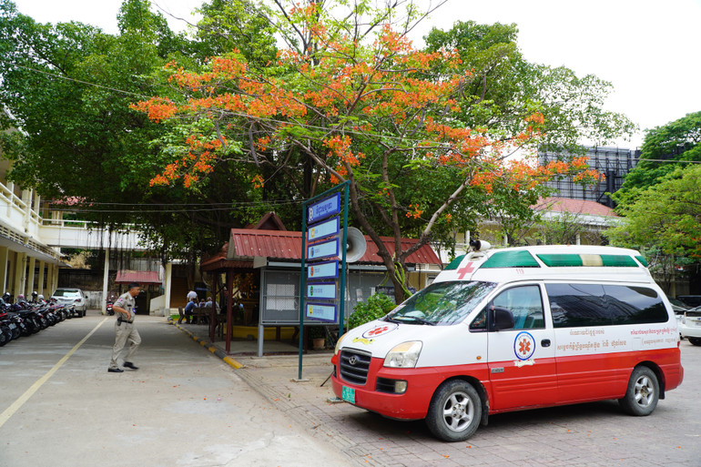 Công tác bảo đảm an toàn, an ninh và y tế tại các điểm bầu cử được chuẩn bị đầy đủ. ẢNH: NGUYỄN HIỆP