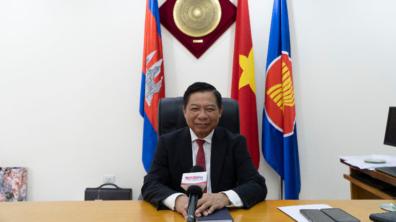 Đại sứ Việt Nam tại Vương quốc Campuchia Nguyễn Huy Tăng. (Ảnh: Nguyễn Hiệp) Đại sứ Việt Nam tại Vương quốc Campuchia Nguyễn Huy Tăng. (Ảnh: Nguyễn Hiệp)