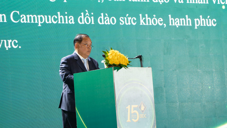 Phó Thống đốc NBC Sum Sannisith đánh giá cao hiệu quả hoạt động của ngân hàng Việt Nam tại Campuchia (Ảnh: Nguyễn Hiệp)