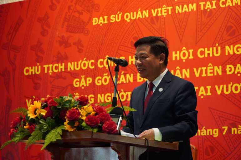 Đại sứ Nguyễn Huy Tăng phát biểu tại sự kiện. (Ảnh: Nguyễn Hiệp)