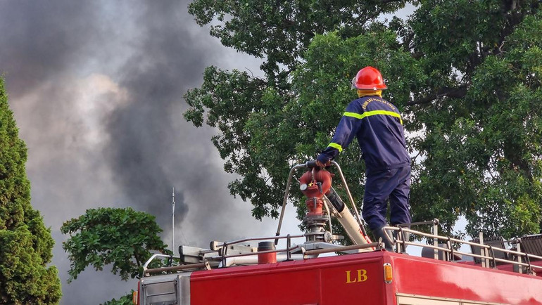 Công an huyện Gia Lâm cho biết, bước đầu chưa ghi nhận thương vong.
