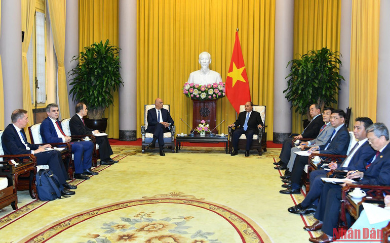 Quang cảnh buổi tiếp.