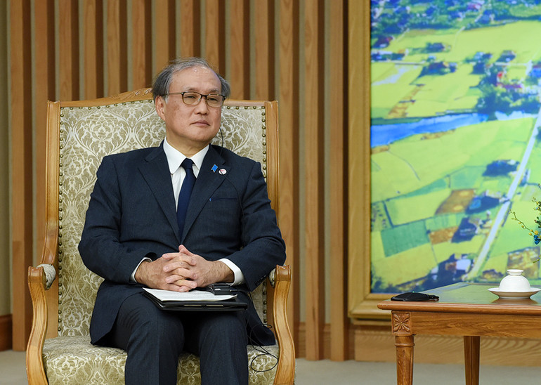 Tổng Thư ký Ban An ninh quốc gia Nhật Bản Akiba Takeo cho biết phía Nhật Bản đã tham khảo, học hỏi được nhiều điều từ đường lối đối ngoại, hội nhập của Việt Nam; tin tưởng vị thế và uy tín của Việt Nam sẽ tiếp tục được nâng cao, đóng vai trò quan trọng hơn nữa trong chuỗi cung ứng toàn cầu.