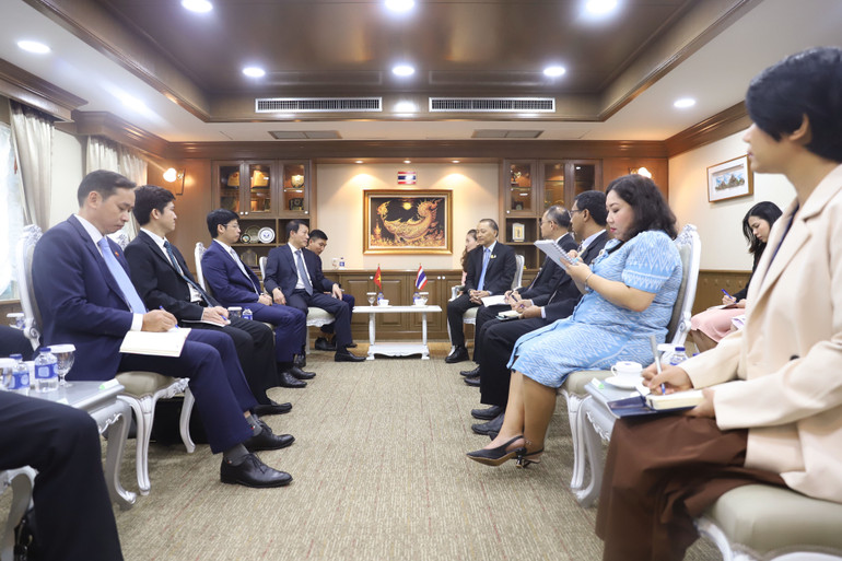 Đoàn đại biểu Bộ Công an Việt Nam làm việc với Hội đồng An ninh Quốc gia Thái Lan.