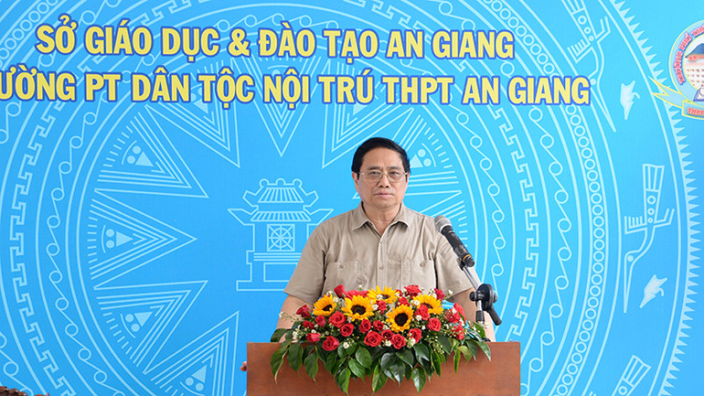 Thủ tướng Phạm Minh Chính phát biểu ý kiến tại buổi đến thăm.