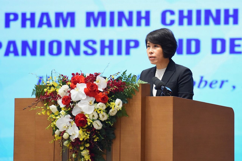 Thứ trưởng Kế hoạch và Đầu tư Nguyễn Thị Bích Ngọc phát biểu.