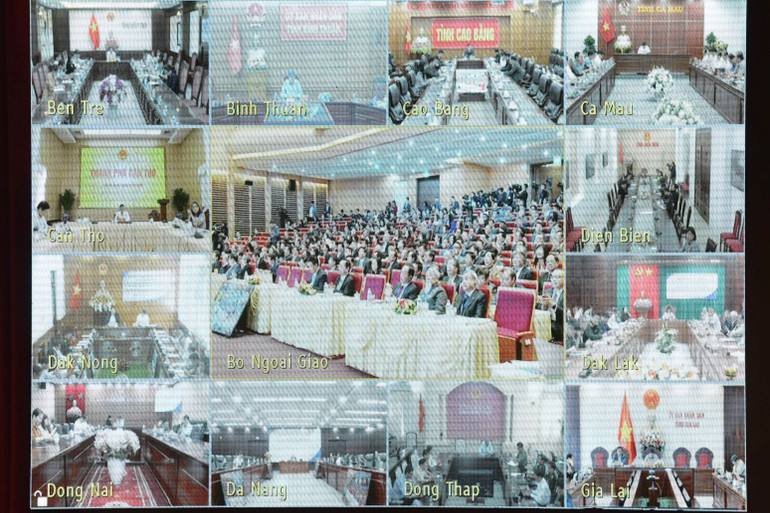 Hội nghị diễn ra dưới hình thức trực tiếp và trực tuyến.