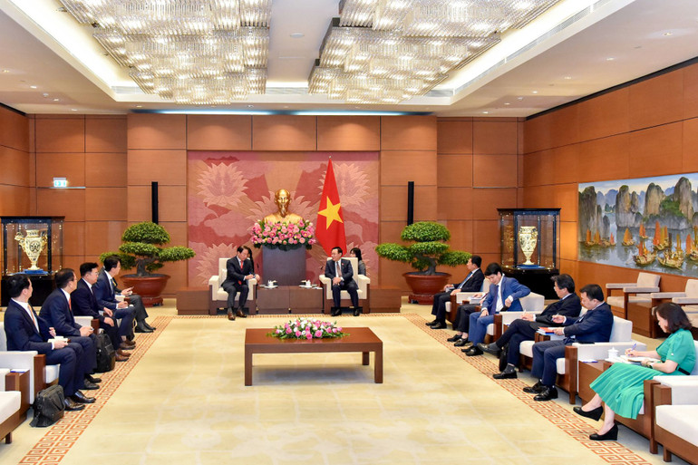 Quang cảnh buổi tiếp tại Nhà Quốc hội.