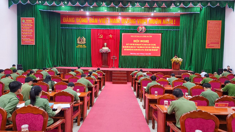 Quang cảnh hội nghị. Quang cảnh hội nghị.