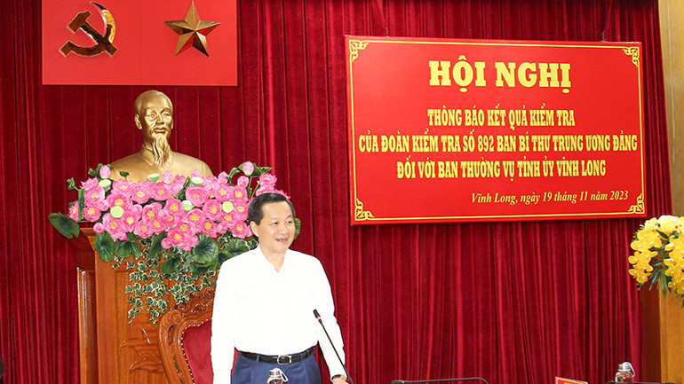 Phó Thủ tướng Lê Minh Khái phát biểu tại buổi làm việc.