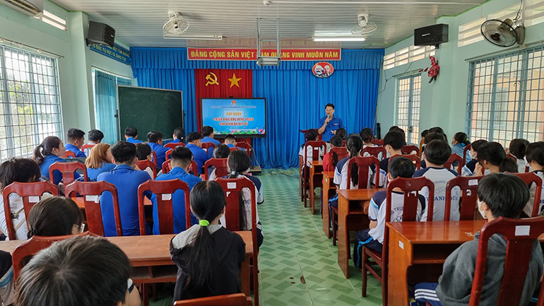Tổ chức các lớp tập huấn cho đoàn viên, thanh niên với nhiều nội dung ý nghĩa và thiết thực.
