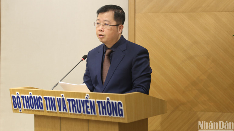 Thứ trưởng Thông tin và Truyền thông Nguyễn Thanh Lâm phát biểu tại lễ phát động Cuộc thi Happy Vietnam 2024. (Ảnh: Hải Đăng) Thứ trưởng Thông tin và Truyền thông Nguyễn Thanh Lâm phát biểu tại lễ phát động Cuộc thi Happy Vietnam 2024. (Ảnh: Hải Đăng)