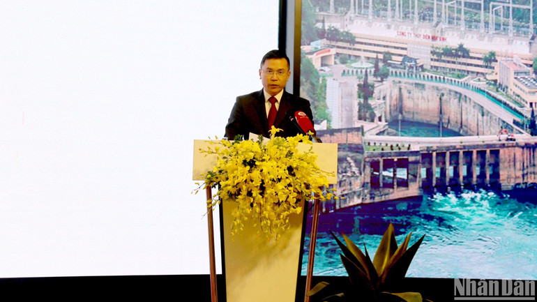 Cục trưởng Thông tin đối ngoại Phạm Anh Tuấn phát biểu khai mạc Hội nghị. (Ảnh: Hải Đăng)