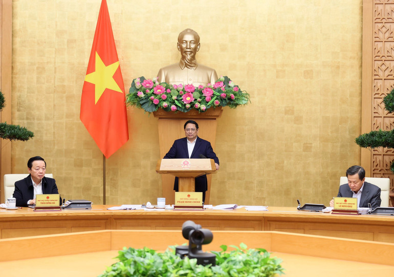 Thủ tướng Phạm Minh Chính chủ trì Phiên họp Chính phủ chuyên đề xây dựng pháp luật tháng 12.