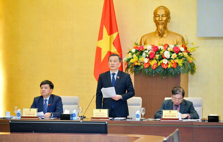 Ủy viên Ban chấp hành Trung ương Đảng, Chủ nhiệm Ủy ban Khoa học, Công nghệ và Môi trường của Quốc hội Lê Quang Huy, phát biểu tại Hội thảo.