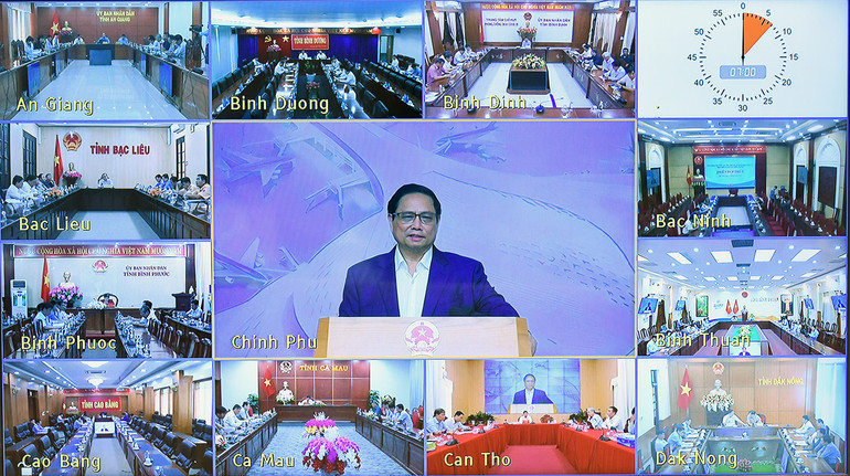 Thủ tướng đề nghị các địa phương nhận thức rõ tầm quan trọng của đầu tư công nói chung và các công trình hạ tầng giao thông chiến lược nói riêng.