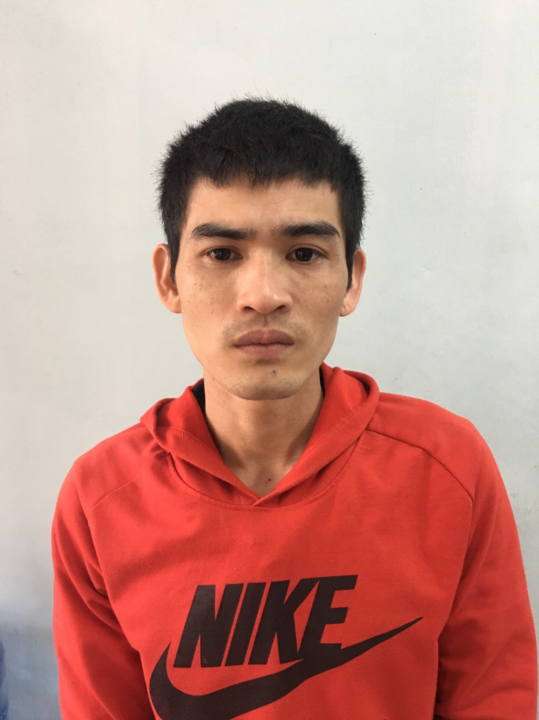 Đối tượng Trần Công Sĩ tại cơ quan Công an. Đối tượng Trần Công Sĩ tại cơ quan Công an.