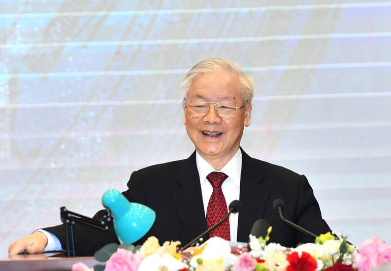 Tổng Bí thư Nguyễn Phú Trọng phát biểu tại Lễ kỷ niệm 60 năm Chủ tịch Hồ Chí Minh gặp mặt đội ngũ trí thức và 40 năm Ngày thành lập Liên hiệp các Hội Khoa học và Kỹ thuật Việt Nam.