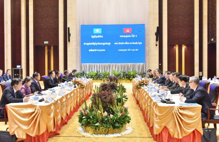 Quang cảnh hội nghị. (Ảnh: báo Pasaxon)