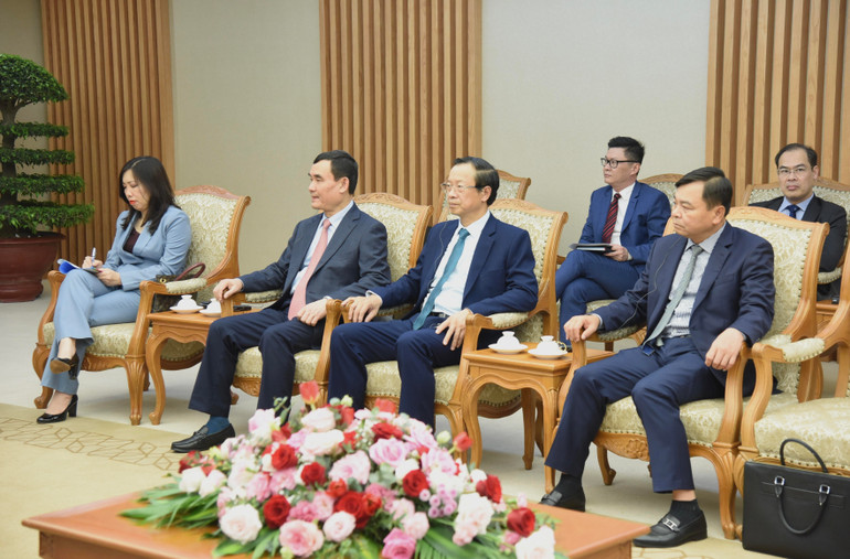 Đại diện lãnh đạo các bộ, ban, ngành của Chính phủ Việt Nam tham dự buổi tiếp.