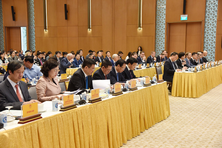 Đại diện lãnh đạo các bộ, ban, ngành của Chính phủ Việt Nam tham dự Hội nghị. Đại diện lãnh đạo các bộ, ban, ngành của Chính phủ Việt Nam tham dự Hội nghị.