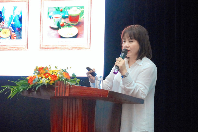 Phó Giám đốc Trung tâm HPA Nguyễn Thị Mai Anh phát biểu tại Hội nghị. (Ảnh: nguoihanoi.vn)