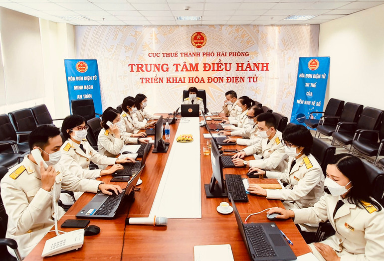 Cục Thuế Hải Phòng quyết liệt triển khai hóa đơn điện tử và hỗ trợ, tạo thuận lợi cho người nộp thuế thực hiện nghĩa vụ với ngân sách.