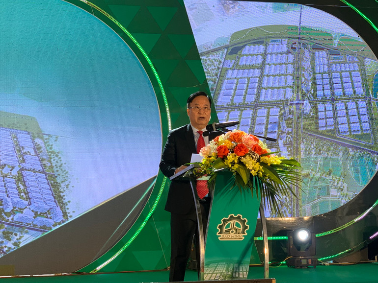 Ông Vũ Đức Giang - Chủ tịch Hội đồng quản trị Công ty cổ phần Đầu tư hạ tầng khu công nghiệp Bảo Minh phát biểu tại buổi lễ.