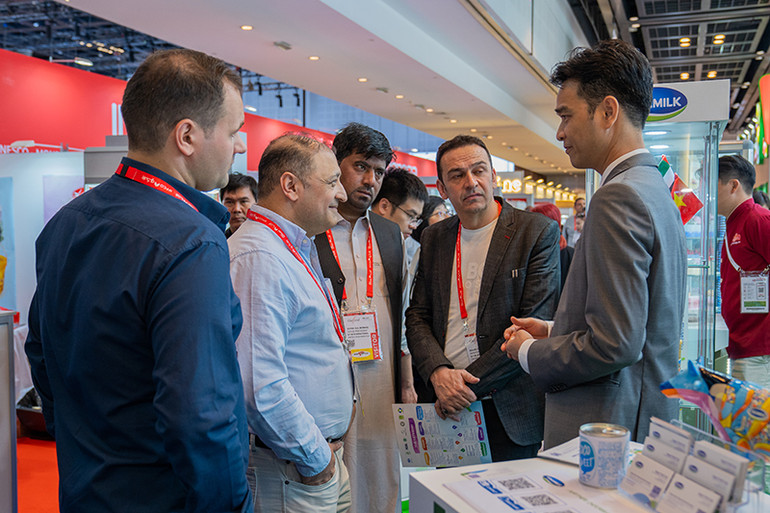 Tại Gulfood, các khách hàng đến từ Trung Đông biết đến Vinamilk qua các bảng xếp hạng quốc tế đã chủ động tới tìm kiếm các cơ hội giao thương với doanh nghiệp.