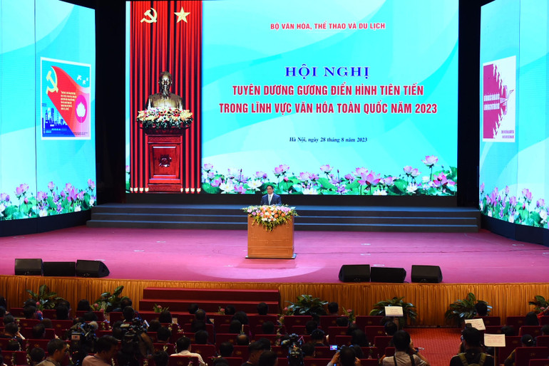 Quang cảnh buổi lễ.