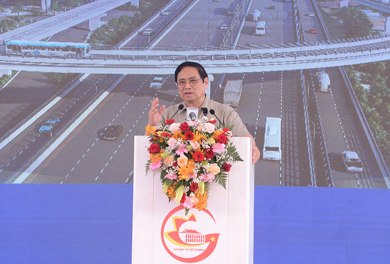 Thủ tướng Phạm Minh Chính phát biểu ý kiến tại lễ khởi công.