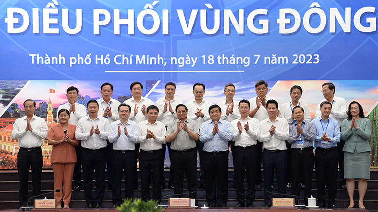 Ra mắt Hội đồng điều phối vùng Đông Nam Bộ.