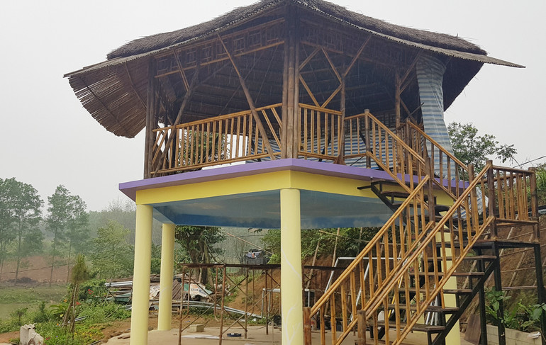 Công trình này tầng trệt đã kiên cố bê-tông.