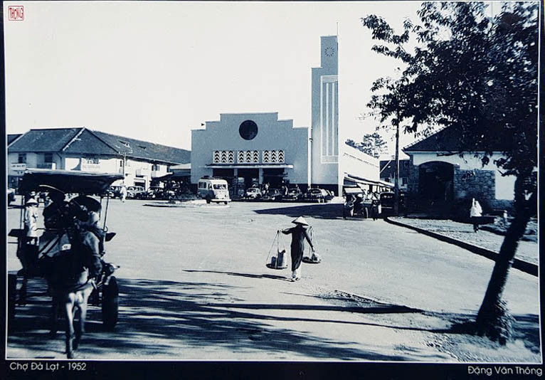 Chợ Đà Lạt (1952). (Ảnh: ĐẶNG VĂN THÔNG)