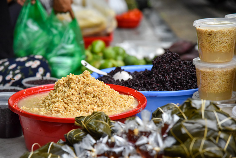 Rượu nếp - món ăn không thể thiếu của người dân Thủ đô trong ngày Tết “diệt sâu bọ”.