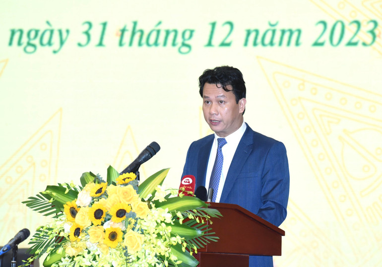 Bộ trưởng Tài Nguyên và Môi trường Đặng Quốc Khánh phát biểu khai mạc Hội nghị.