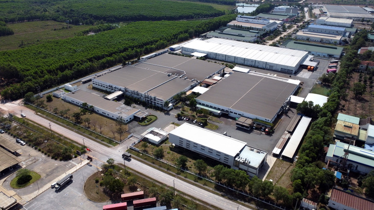 Toàn cảnh nhà hàng và các nhà máy của Công ty Trách nhiệm hữu hạn Sản phẩm công nghiệp Toshiba Asia, khu công nghiệp Amata Biên Hòa, tỉnh Đồng Nai.