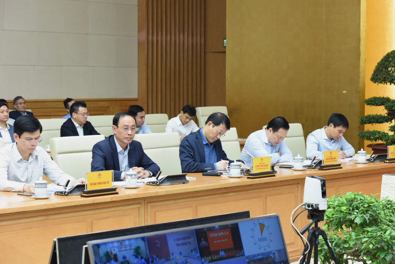 Đại diện lãnh đạo các bộ, ban ngành tham dự hội nghị.