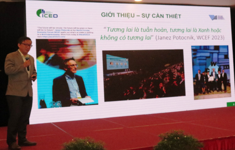 Một chuyên gia trình bày tham luận tại diễn đàn.