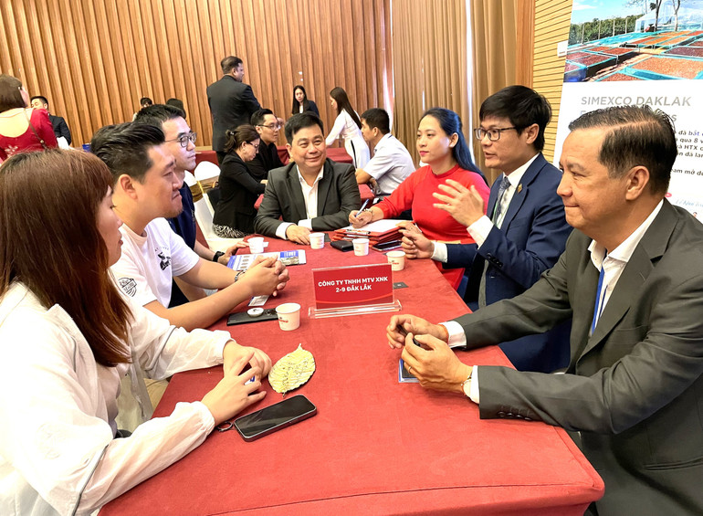 Các doanh nghiệp của tỉnh Đắk Lắk kết nối với các đối tác nước ngoài về cung cấp và tiêu thụ cà-phê.