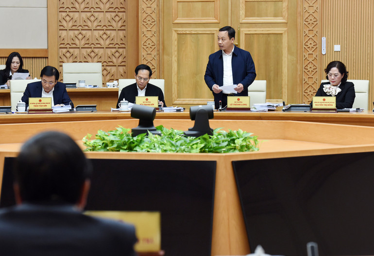 Đại diện lãnh đạo Bộ Tư pháp phát biểu.