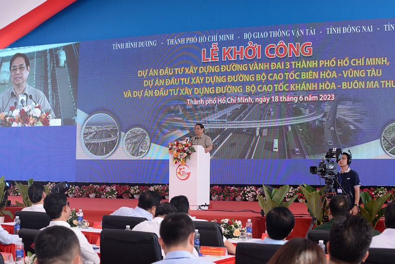 Thủ tướng Phạm Minh Chính phát biểu ý kiến tại lễ khởi công.
