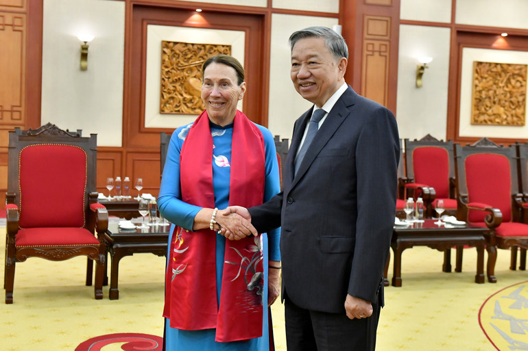 Tổng Bí thư, Chủ tịch nước Tô Lâm với Chủ tịch Thượng viện Australia Sue Lines.