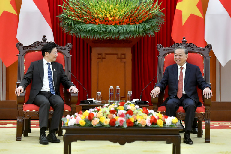 Tổng Bí thư Tô Lâm tiếp Thủ tướng Cộng hòa Singapore, Tổng Thư ký Đảng PAP Lawrence Wong. (Ảnh: ĐĂNG KHOA)