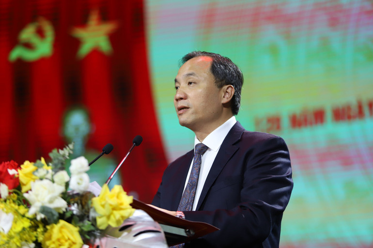 Đồng chí Hoàng Trung Dũng, Bí thư Tỉnh ủy Hà Tĩnh đọc diễn văn tại lễ kỷ niệm.