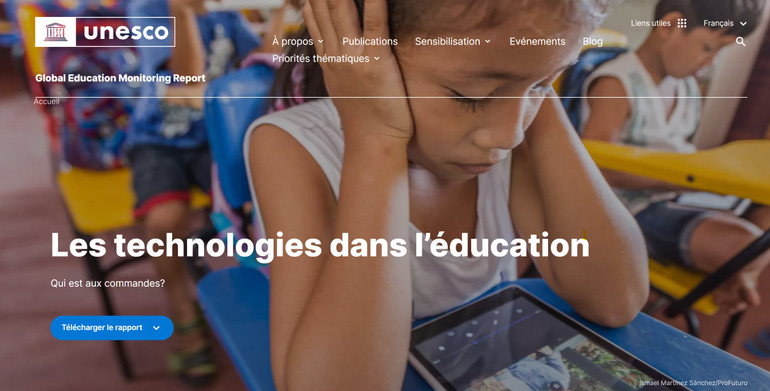 Việc sử dụng các thiết bị điện thoại có thể khiến học sinh bị phân tâm mất 20 phút trong quá trình học tập. (Ảnh chụp màn hình)