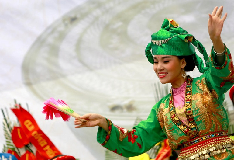 Trình diễn Mẫu Thượng Ngàn trong thực hành tín ngưỡng thờ Mẫu Tam Phủ, được UNESCO ghi danh Di sản văn hóa phi vật thể đại diện nhân loại năm 2016. (Ảnh: Báo Nhân Dân)